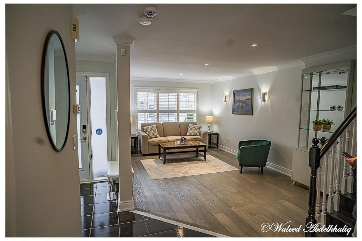 Sunroom House - 4 Bedrooms Mississauga Ngoại thất bức ảnh